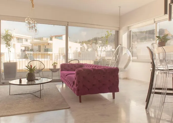 Luxury Near Acropolis-Living Stone Gold